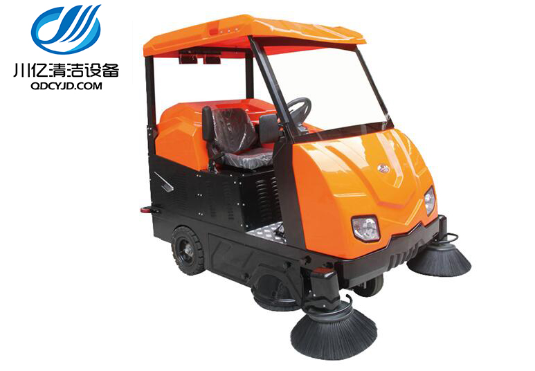 駕駛式掃地機  v6